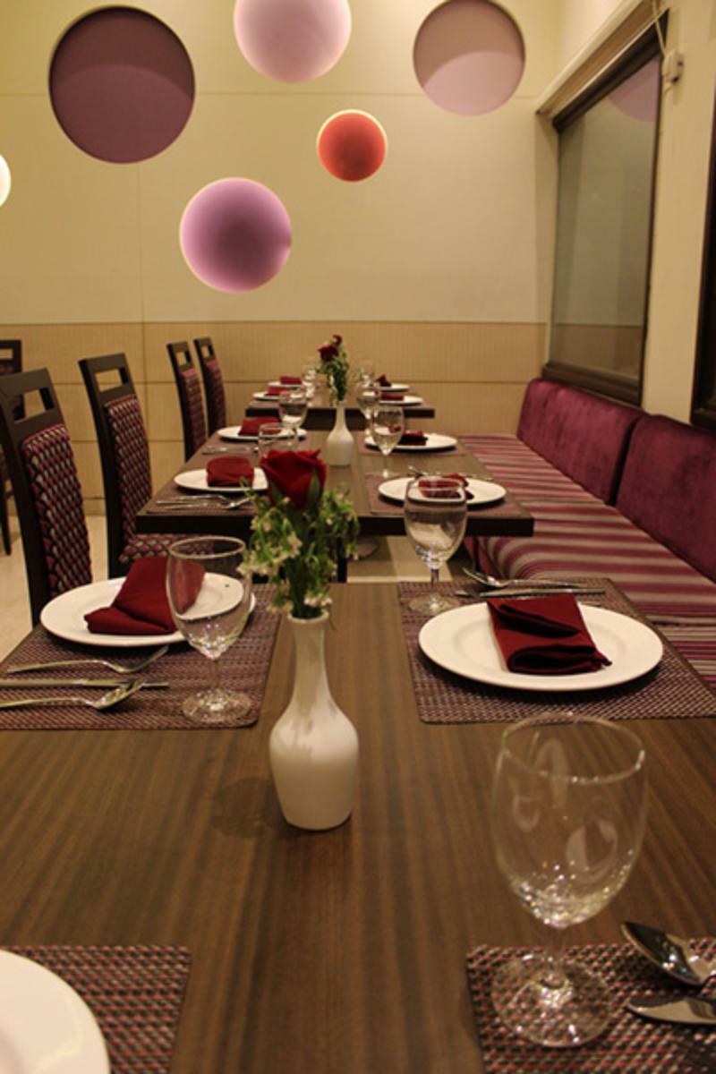 Hotel Amrapali Grand Yeni Delhi Dış mekan fotoğraf