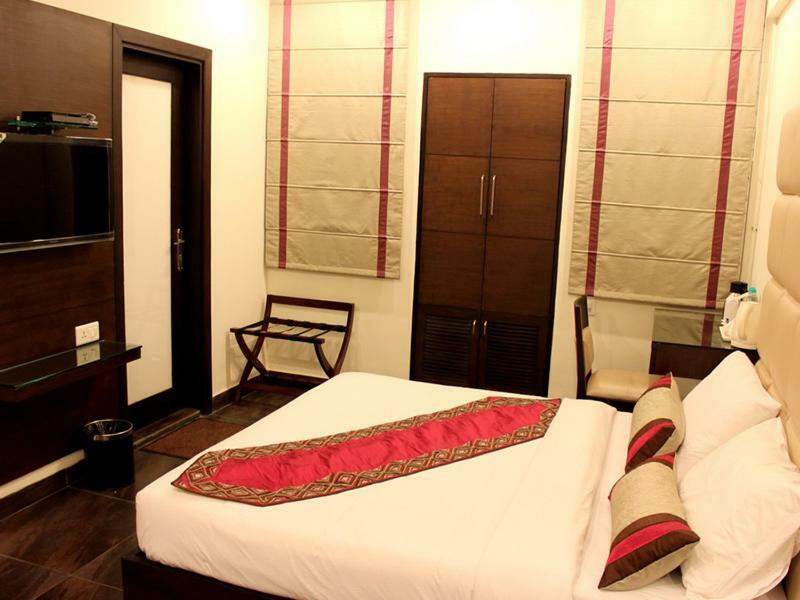 Hotel Amrapali Grand Yeni Delhi Dış mekan fotoğraf